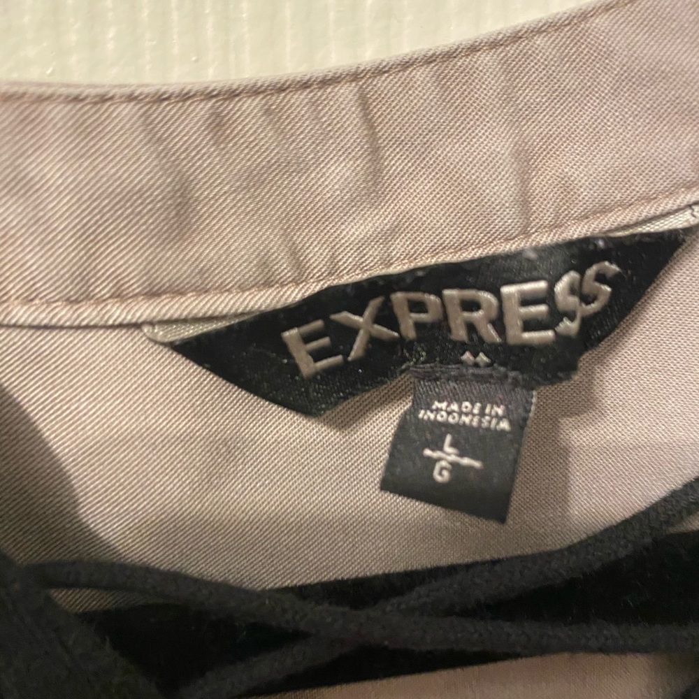 Express shirt - Picture 2 of 3
